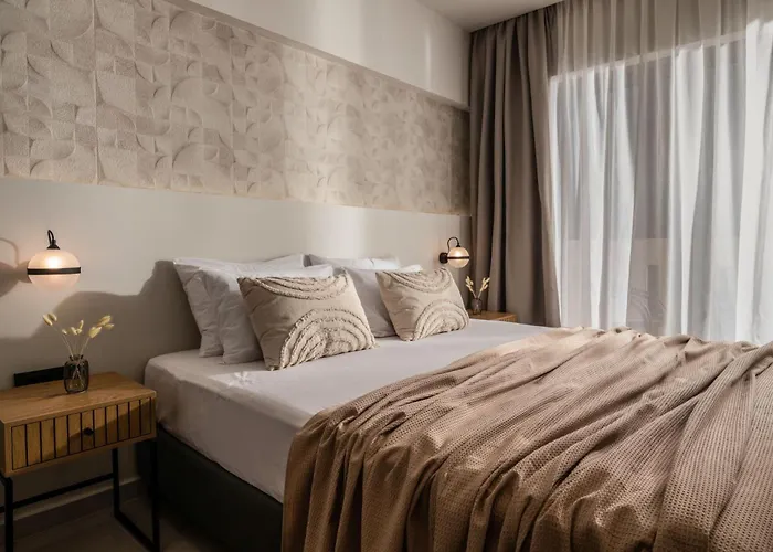 Enigma - 100m From Beach, By Zantewize Аликес